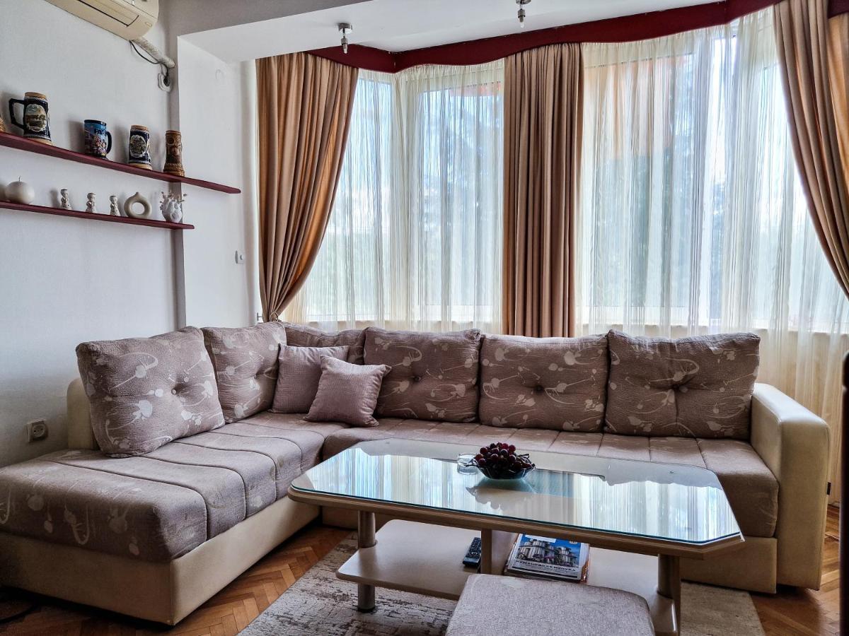 Boulevard Apartments Kumanovo Bagian luar foto